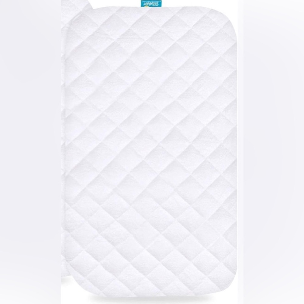 Biloban Bassinet Mattress Protector
